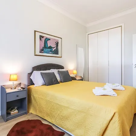 Portucale ! Moscavide Casa Branca W/ Terrace