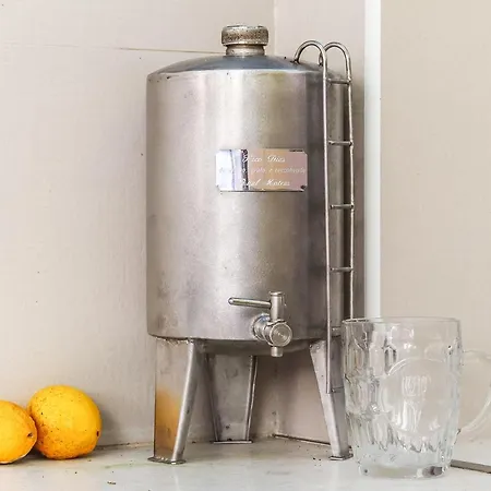 Portucale ! Moscavide Casa Branca W/ Terrace Апартаменты