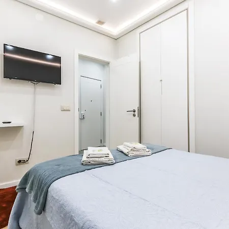 Apartament Portucale ! Moscavide Casa Branca W/ Terrace Lizbona