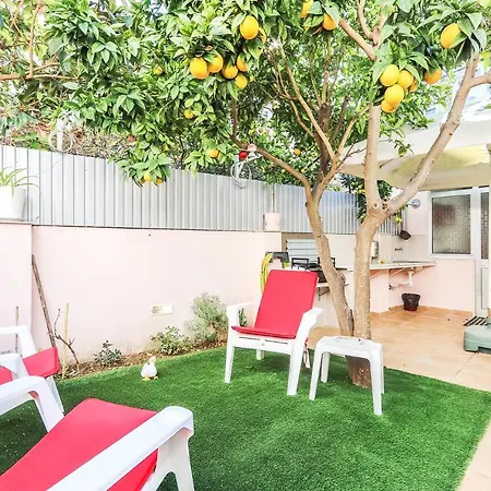 Portucale ! Moscavide Casa Branca W/ Terrace Apartament